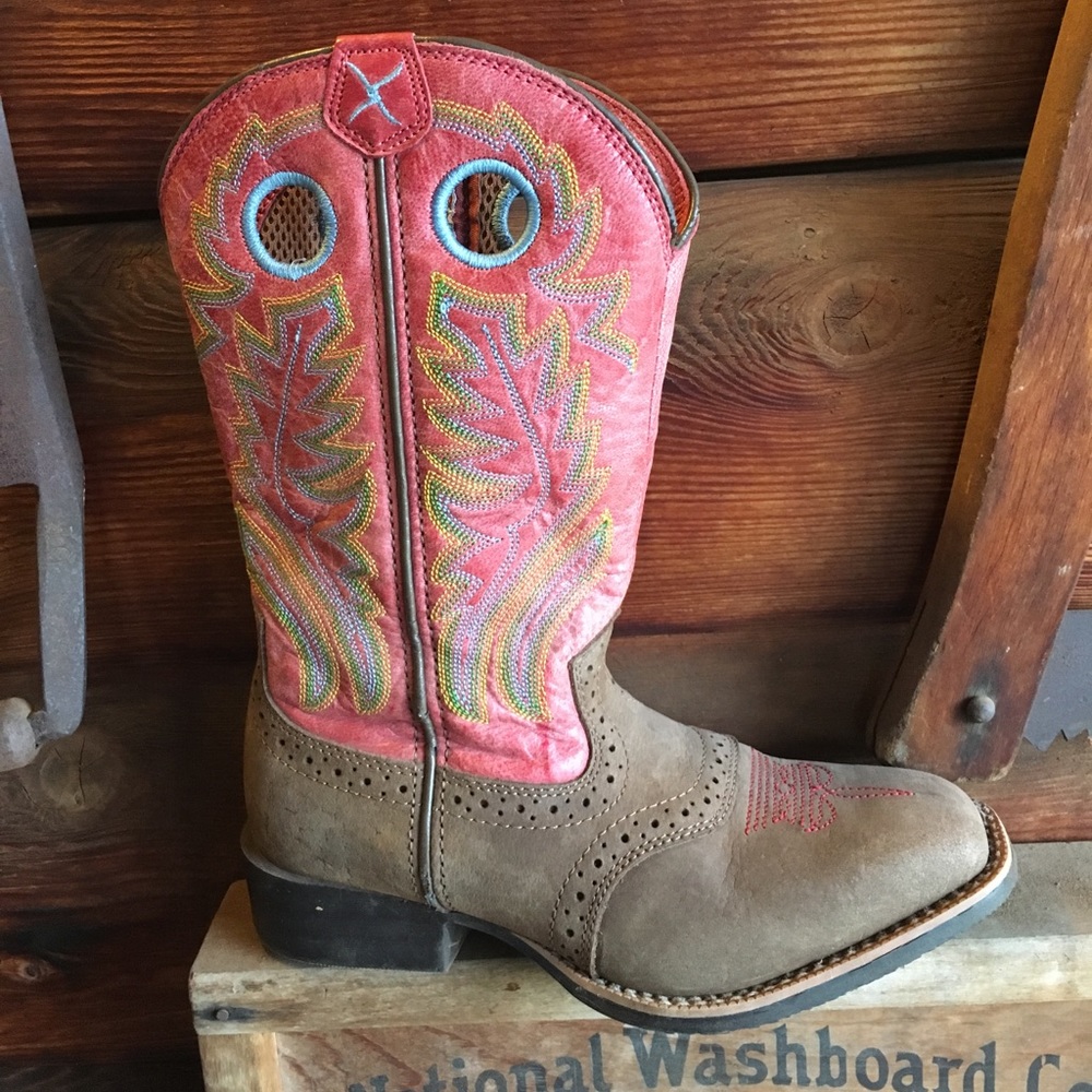 Girls size 13m boots leather uppers